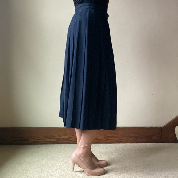 Talbots 100% wool vintage modest navy blue long pleated skirt suit set blazer - Picture 5 of 13